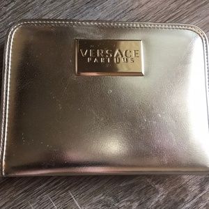 Gold clutch—perfect for prom!